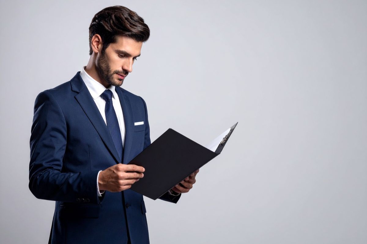 業務マニュアルの効果的な作り方とは?活用・定着させるコツを解説!